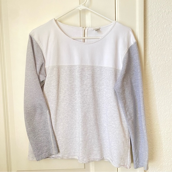 J. Crew gray and white fitted sweatshirt top, size M. - Picture 1 of 5
